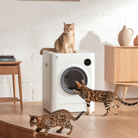 Pet Marvel Automatic Cat Litter Cube with cats